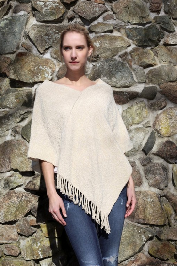 Menstruatie feedback merk op Guatemalan Hand Woven Bamboo Cotton Poncho - Creme White - Worthy Village -  A nonprofit organization whose mission is to build pathways out of poverty  for women and children in Guatemala by